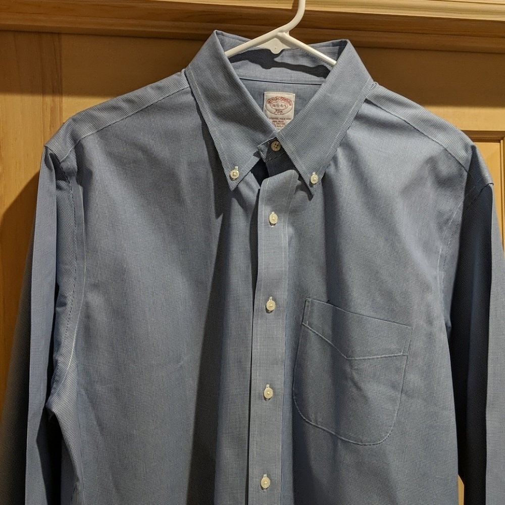 Brooks Brothers Shirt : Mens 16 1/2 - 4/5